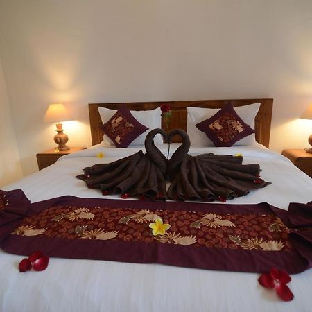 Kusuma Guesthouse Canggu Dış mekan fotoğraf