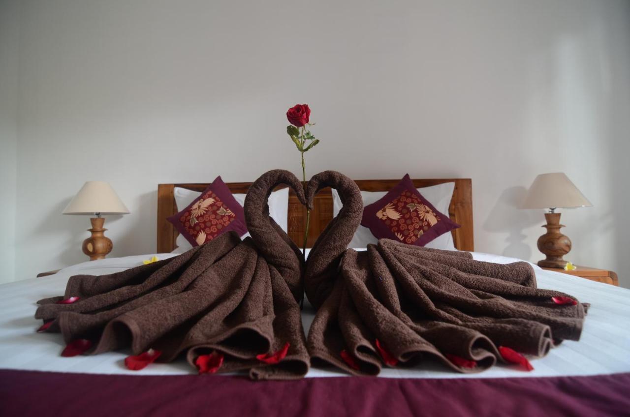 Kusuma Guesthouse Canggu Dış mekan fotoğraf